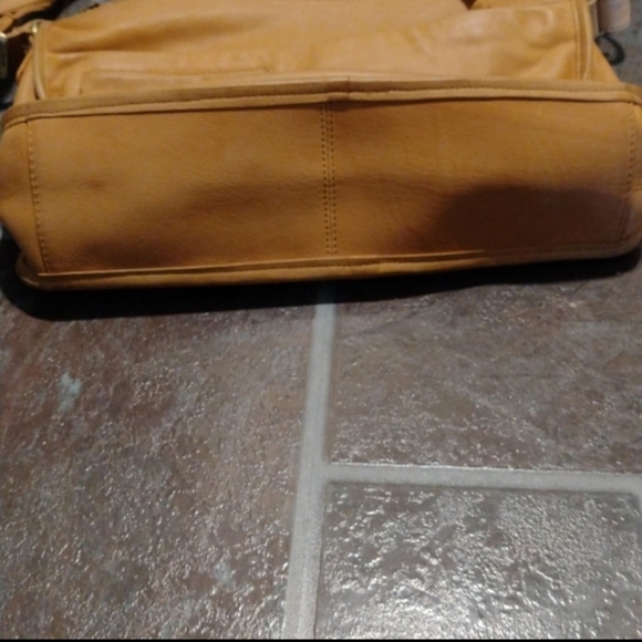 Derek alexander 2way beige Tan color crossbody and shoulder bag - Picture 14 of 14